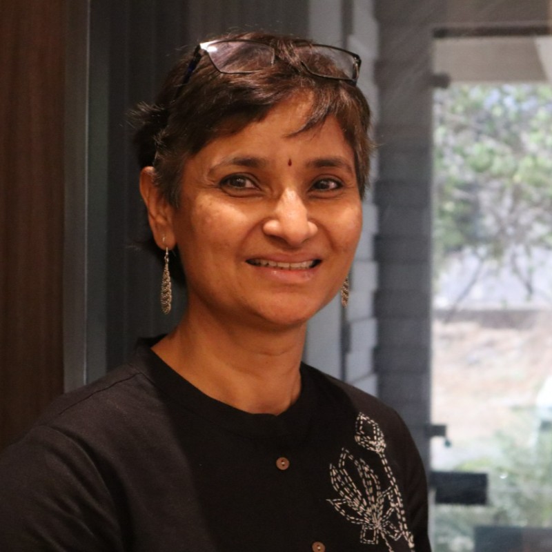 Dhanalakshmi R